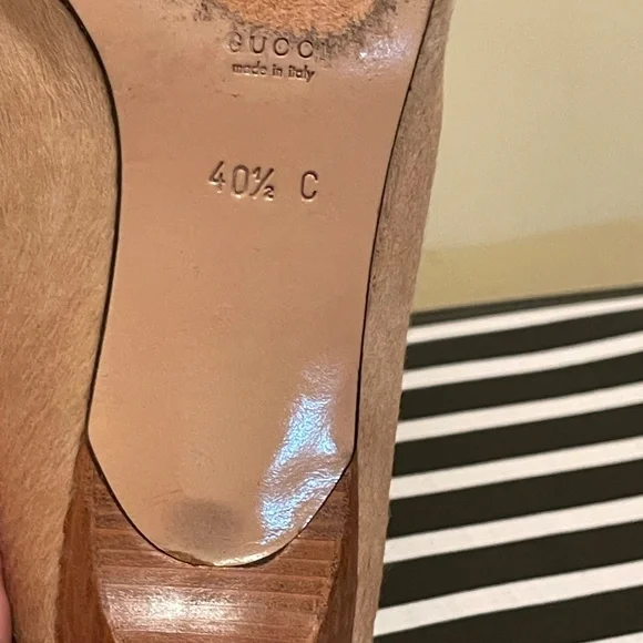 Vintage GUCCI ponyhair low pumps